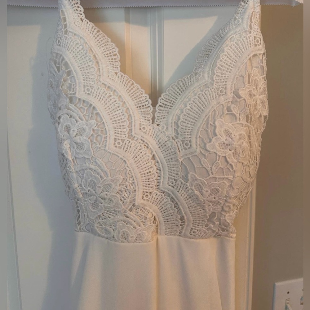 Lulu's Ivory Lace V-Neck Maxi Dress